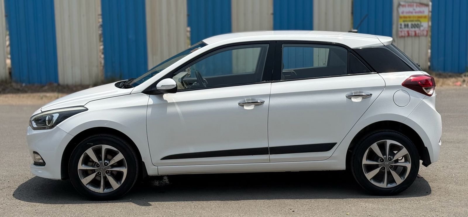i20 Asta (O)